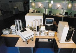 Workstation für das vollautomatische Labor