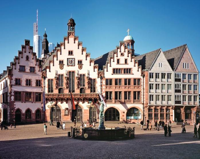 Frankfurts schönste Plätze und Ausblicke über die Stadt