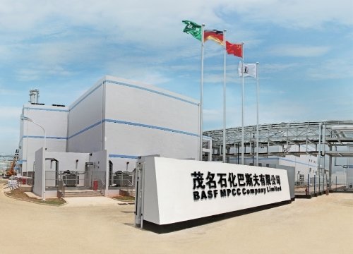 BASF und Sinopec eröffnen Produktionsanlage für Isononanol