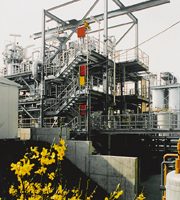 BASF nimmt neue Alkylencarbonat-Anlage in Betrieb