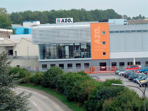 AZO weiht Kundencenter ein