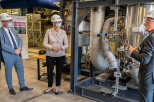 Evonik und Siemens starten Rheticus-Versuchsanlage