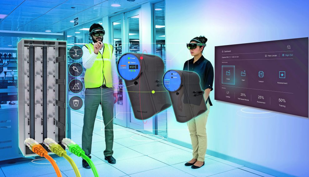 Virtual Reality für Mitarbeiter im Feld