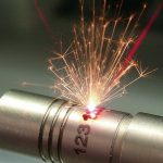 Laserbeschriftung_Metallrohr_Bluhm_Systeme_GmbH