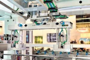 Software optimiert Roboterbewegungen bei Verpackungsmaschinen