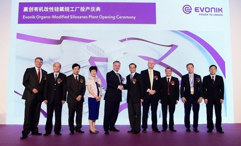 Evonik eröffnet Anlage für Spezialsilikone in Schanghai